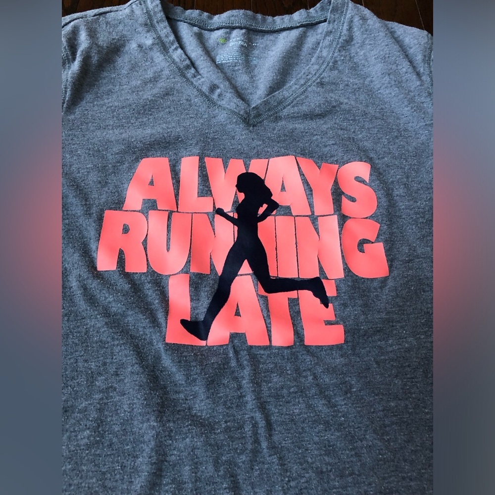 Tek Gear Women’s S Heathered Gray Bodycon Short-Sleeved Athletic Running T-Shirt - Picture 2 of 9